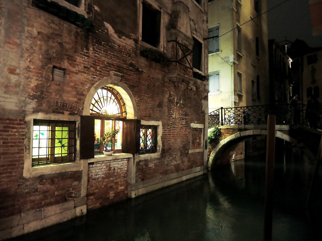 Венецианское Окно