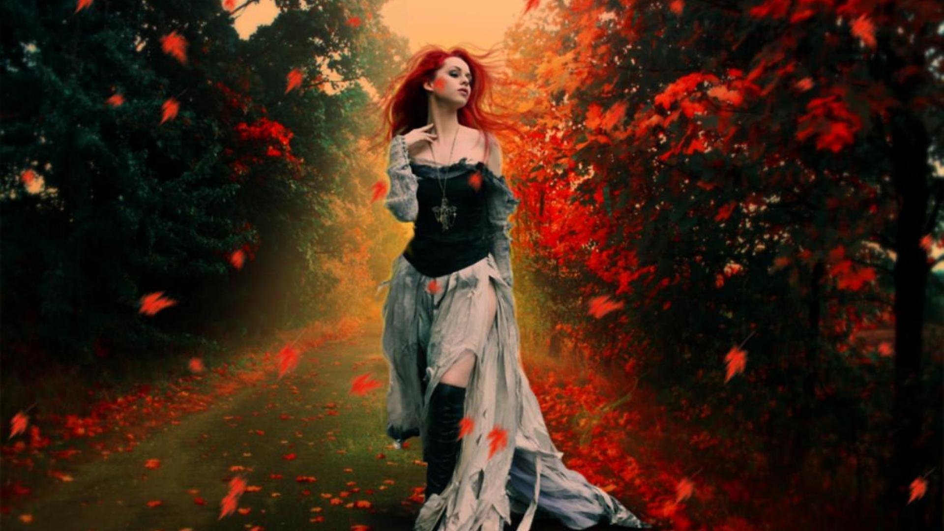 Рыжая девушка и листопад