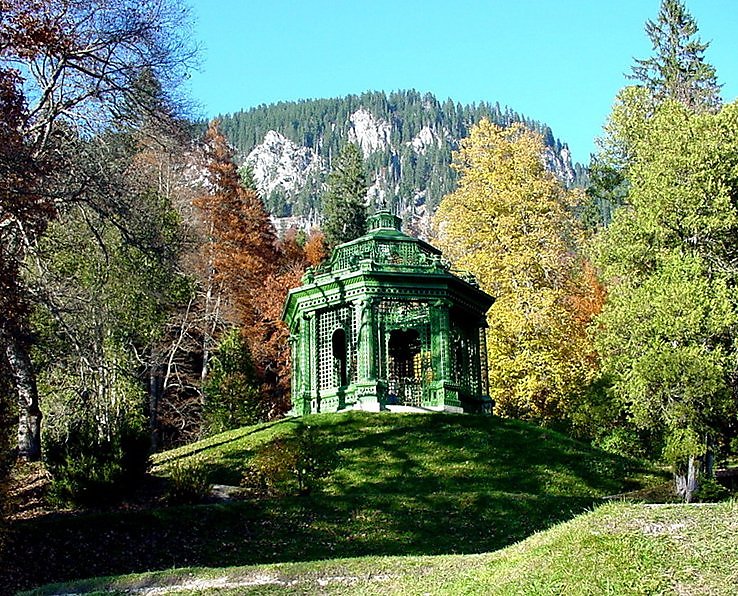 Green беседка. Зеленая беседка. Салатовая беседка. Беседка зеленого цвета. Беседка в зеленом стиле.