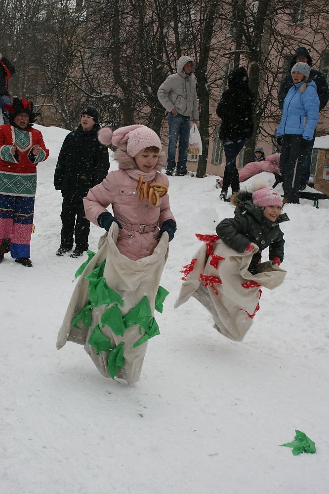 Бег в мешках картинка