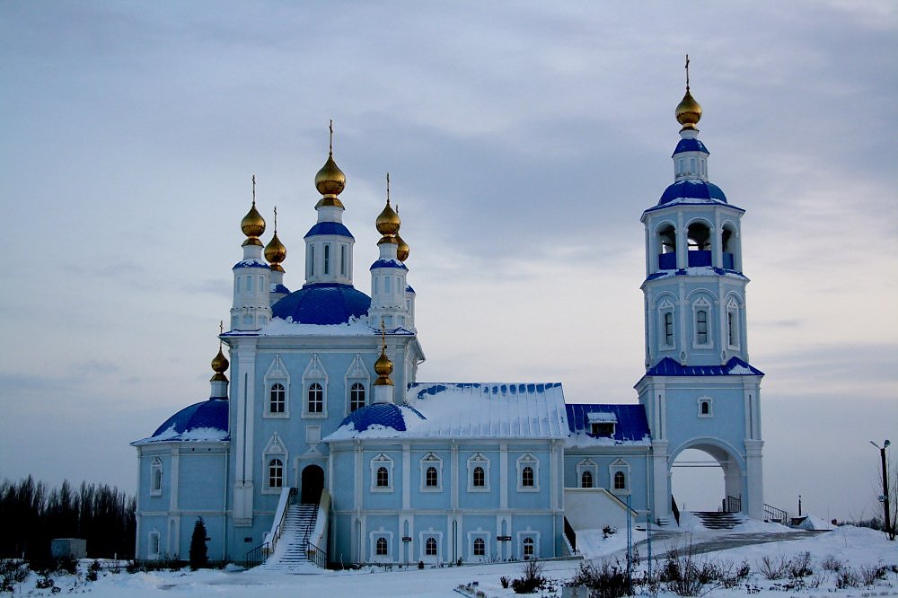 Донской храм новошахтинск. Храм Донской иконы Божьей матери. Церковь Новошахтинск. Церковь иконы Божией матери Донская, Новошахтинск. Храм Донской иконы Божьей матери Новочеркасск.