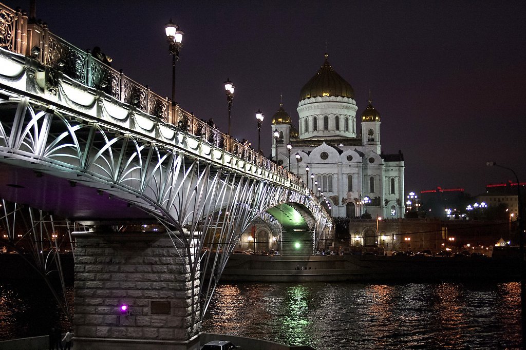 Патриарший мост в москве фото