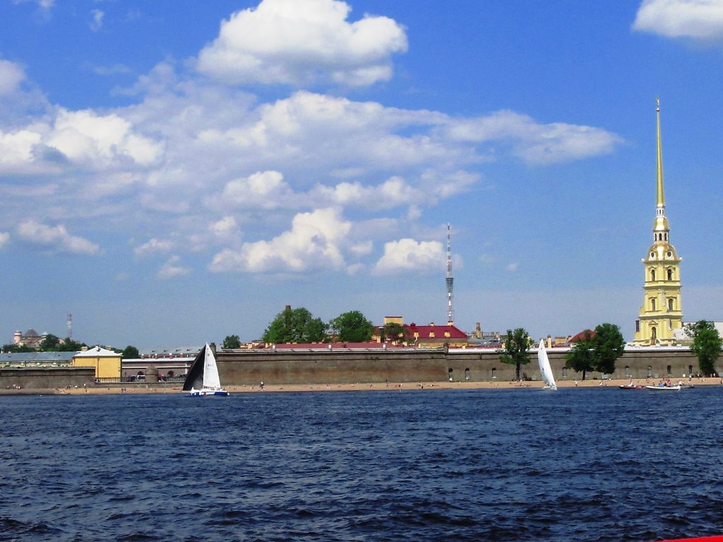 Петербург расположен на реке неве. Отрадное на Неве набережная.