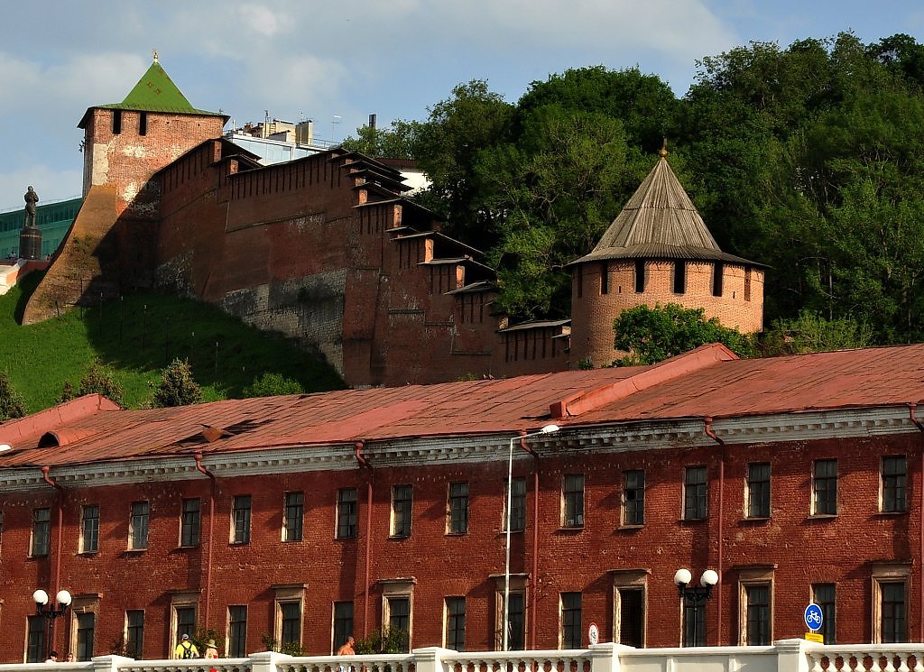 Территория нижегородского кремля фото