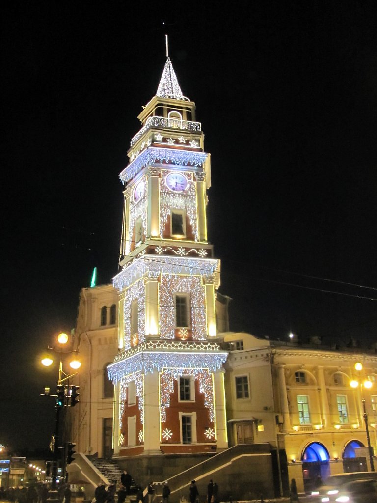 Зодчий башни городской думы у гостиного двора