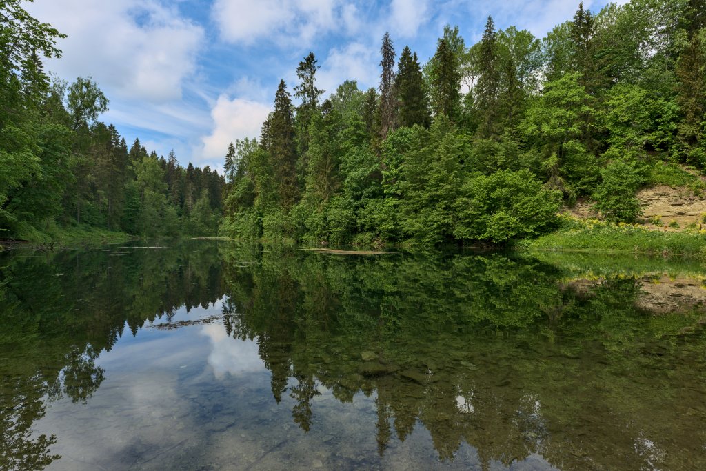 Радоновое озеро в Копорье