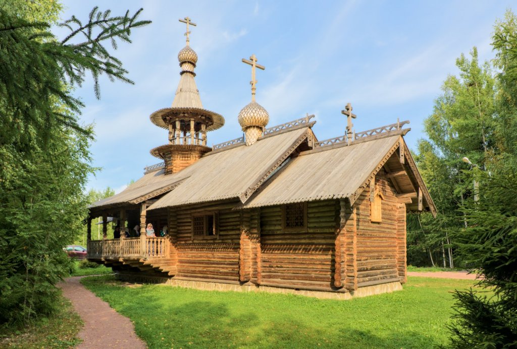 Деревянная Церковь Луганск