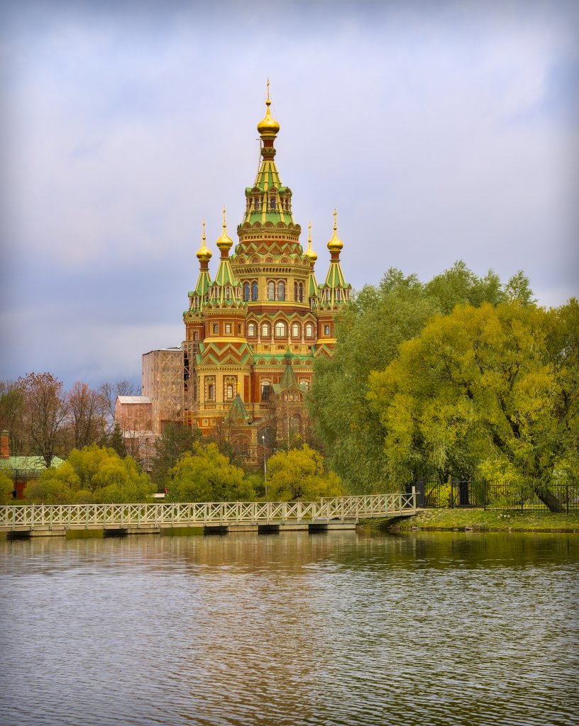 Петропавловский собор Петергоф